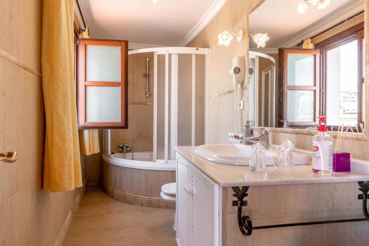 Apartamentos Trujillo Tarifa Ngoại thất bức ảnh